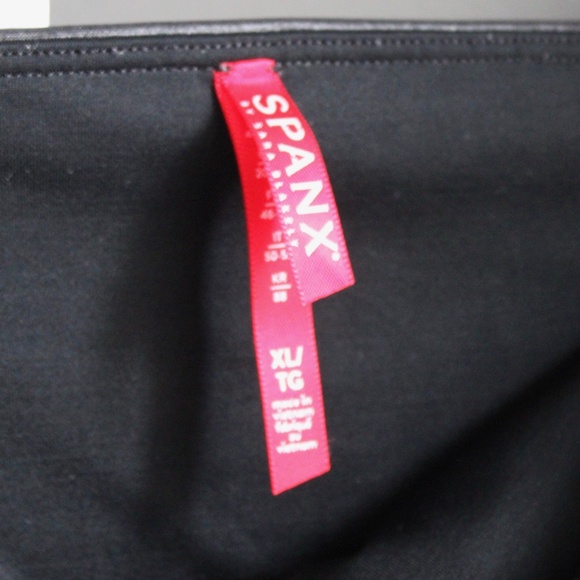 Spanx Faux Leather Leggings in Black Size XL - Picture 6 of 9